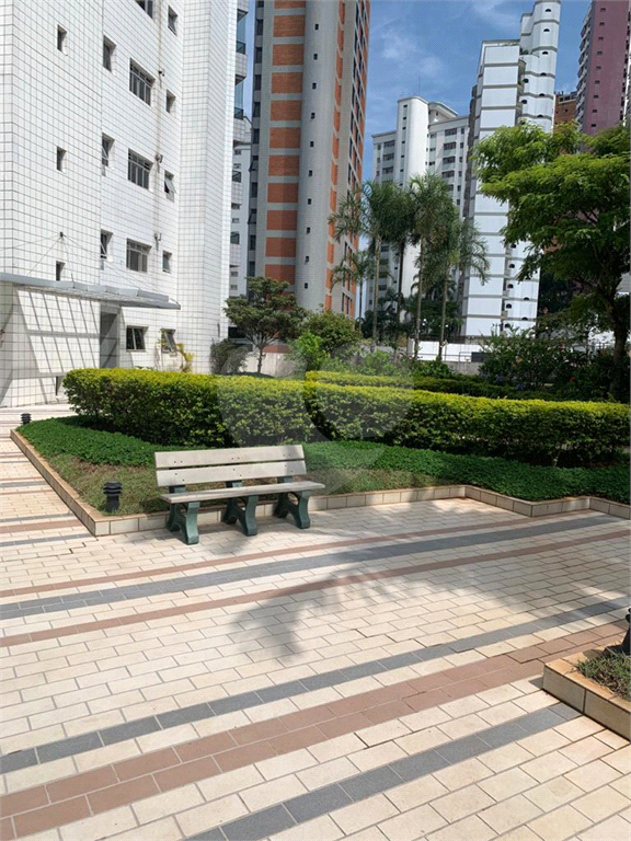 APARTAMENTO em SANTANA