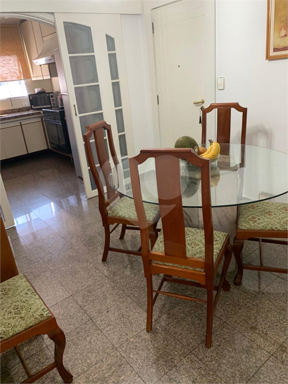 APARTAMENTO em SANTANA