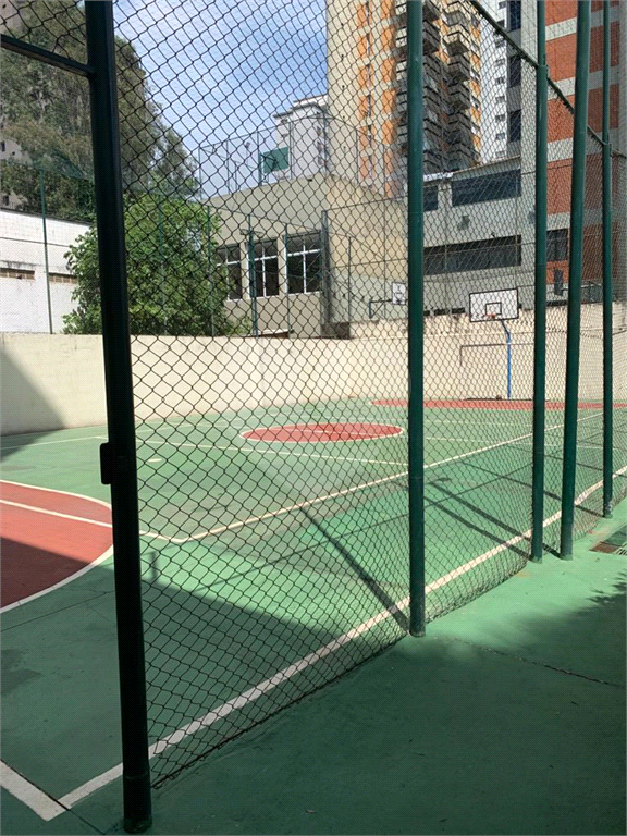 APARTAMENTO em SANTANA