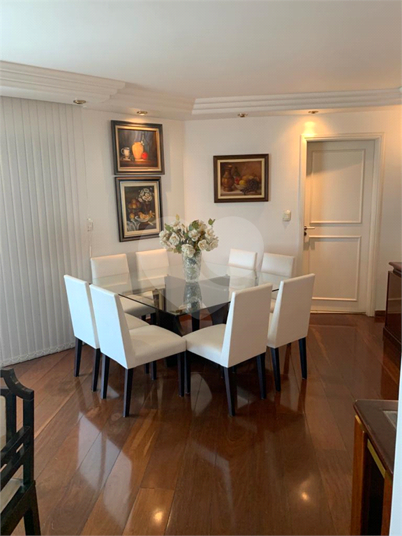 APARTAMENTO em SANTANA