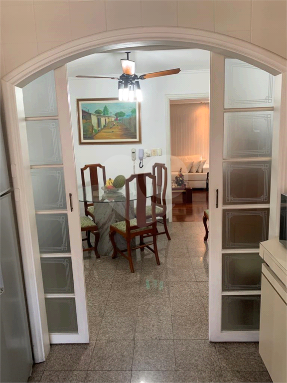 APARTAMENTO em SANTANA