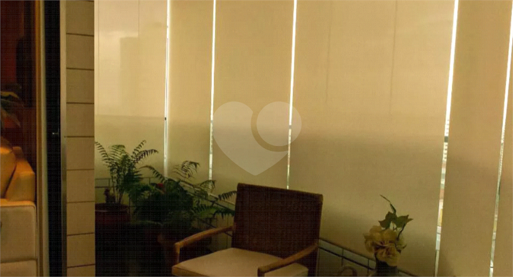 APARTAMENTO em SANTANA