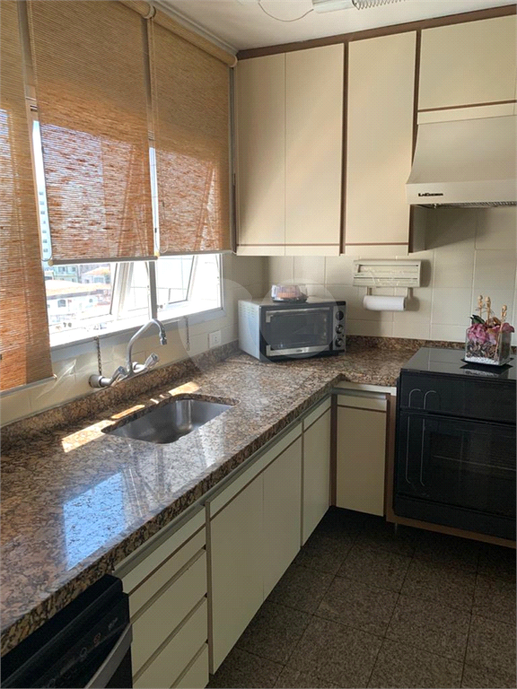 APARTAMENTO em SANTANA