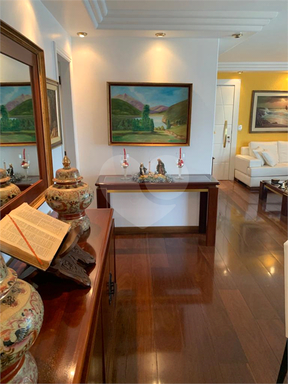 APARTAMENTO em SANTANA