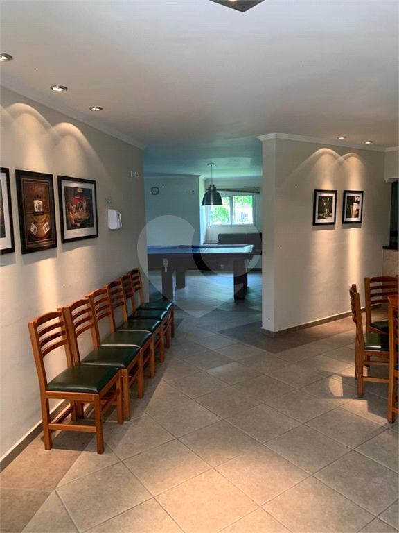 APARTAMENTO em SANTANA