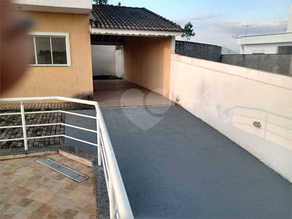 IGARATÁ, Casa em condomínio de luxo, 4 dormitórios 2 suítes 5 banheiros 6 vagas