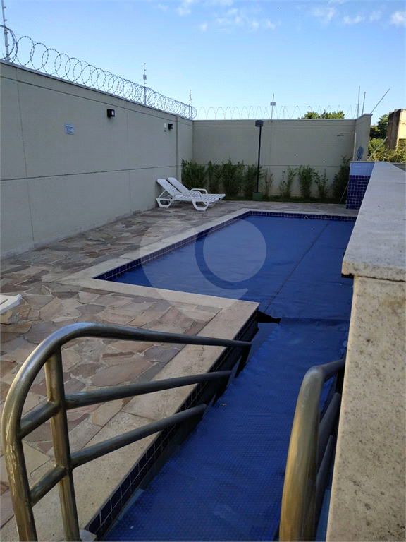 Apartamento à venda com 2 quartos, 55m² - Foto 2