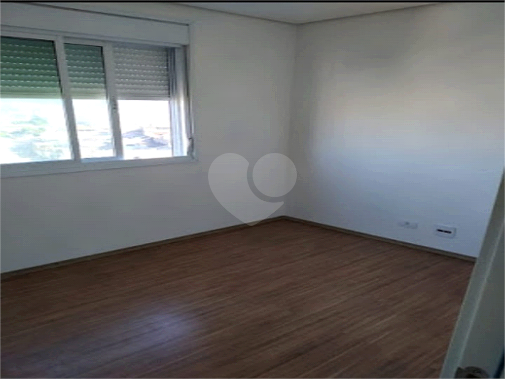 Apartamento à venda com 2 quartos, 55m² - Foto 33
