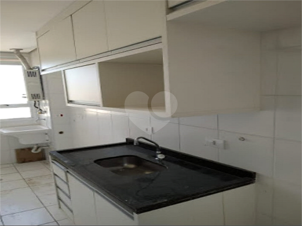 Apartamento à venda com 2 quartos, 55m² - Foto 30