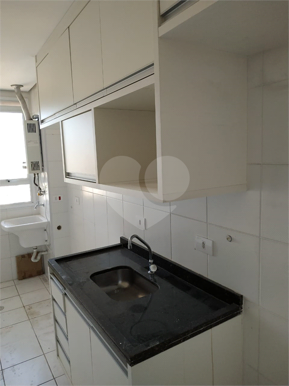 Apartamento à venda com 2 quartos, 55m² - Foto 13