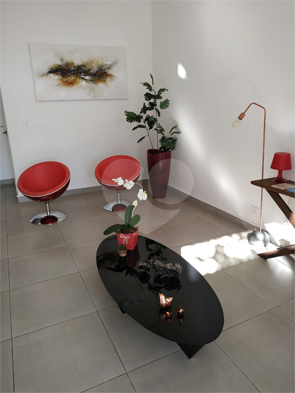 Apartamento à venda com 2 quartos, 55m² - Foto 19