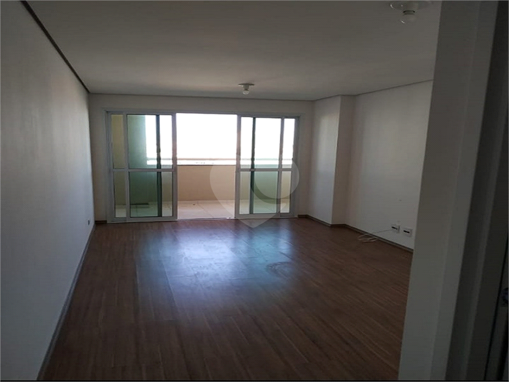 Apartamento à venda com 2 quartos, 55m² - Foto 37