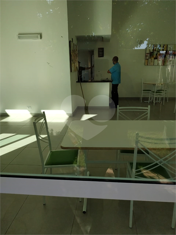 Apartamento à venda com 2 quartos, 55m² - Foto 18