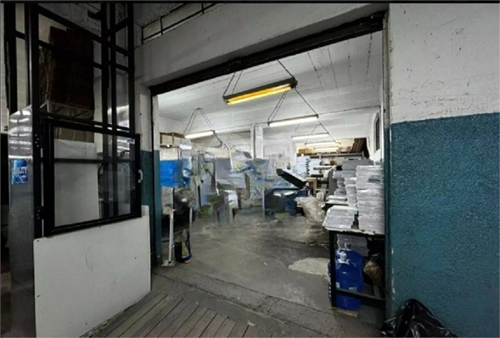 PRÉDIO INTEIRO em TREMEMBÉ