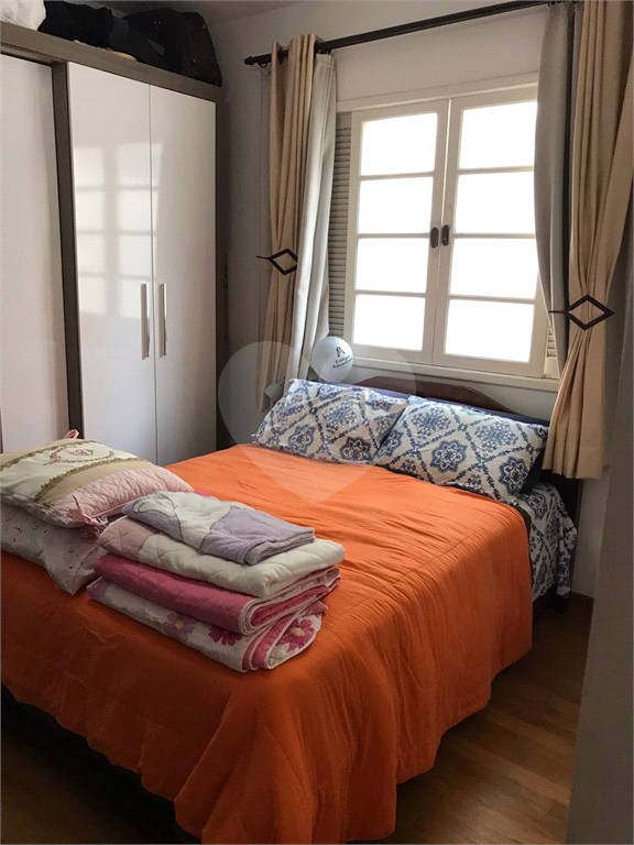 Casa Vila Irmãos Arnoni, 280 m², 3 dormitórios, sala 3 ambientes, cozinha, edícula, 2 vagas.