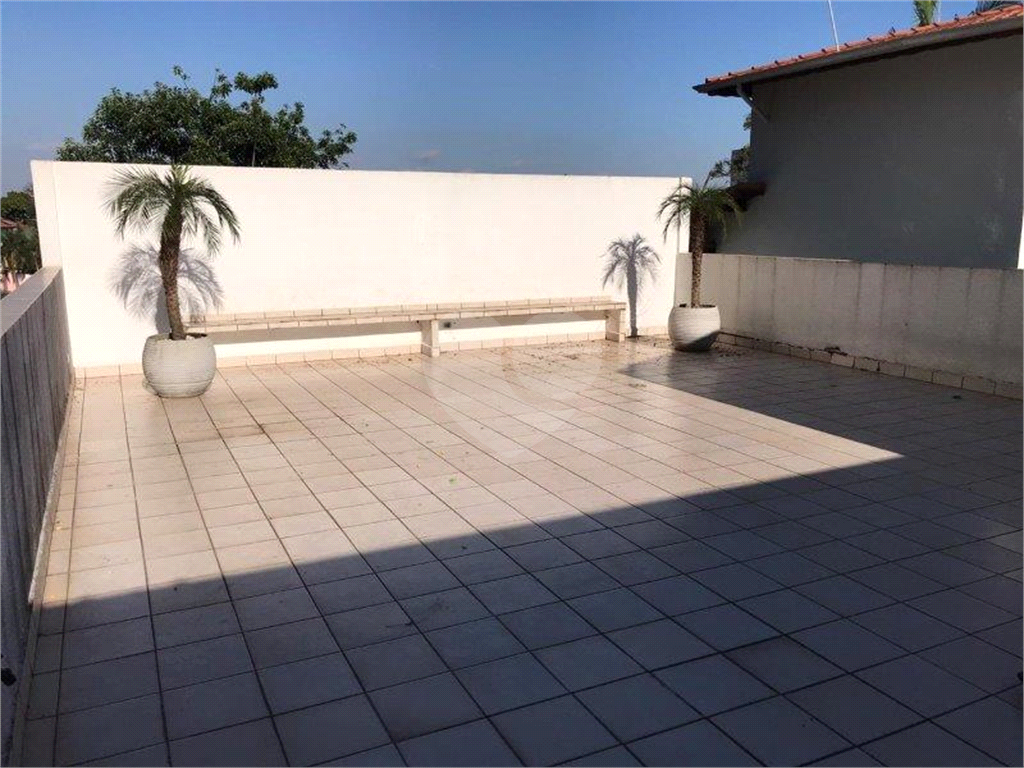 Casa Vila Irmãos Arnoni, 280 m², 3 dormitórios, sala 3 ambientes, cozinha, edícula, 2 vagas.