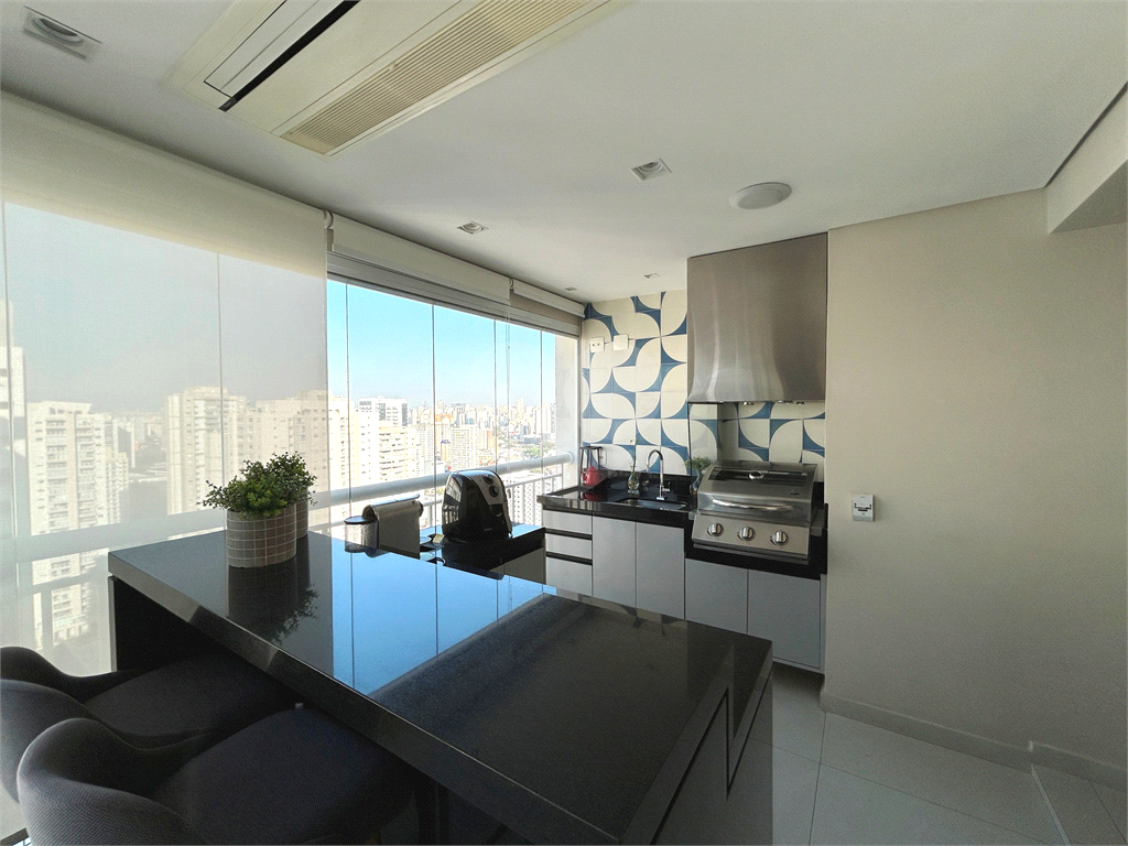 Cobertura/Duplex de 165m2 com 03 Suites com Ar Condicionado