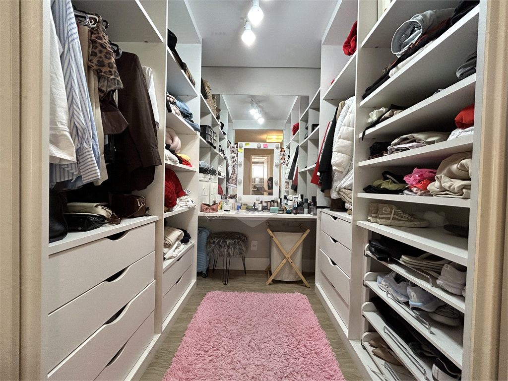 Cobertura/Duplex de 165m2 com 03 Suites com Ar Condicionado