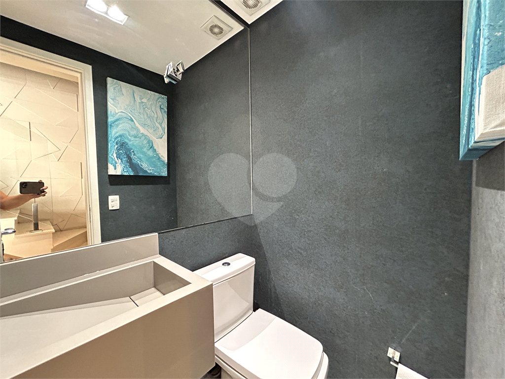 Cobertura/Duplex de 165m2 com 03 Suites com Ar Condicionado