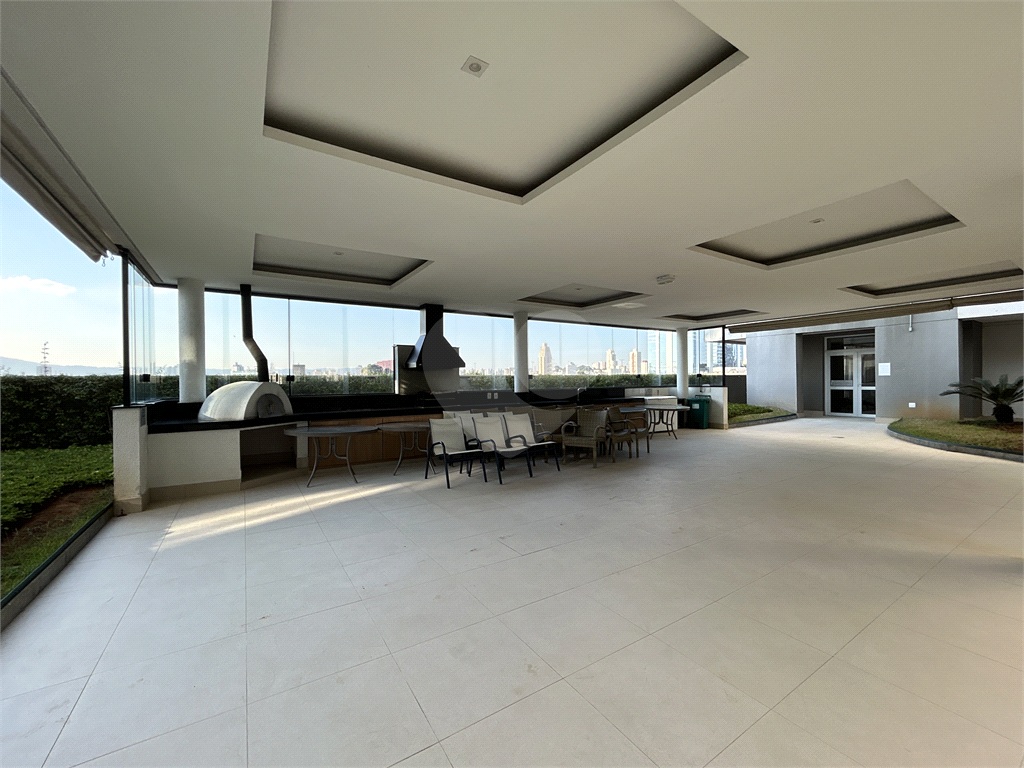 Cobertura/Duplex de 165m2 com 03 Suites com Ar Condicionado