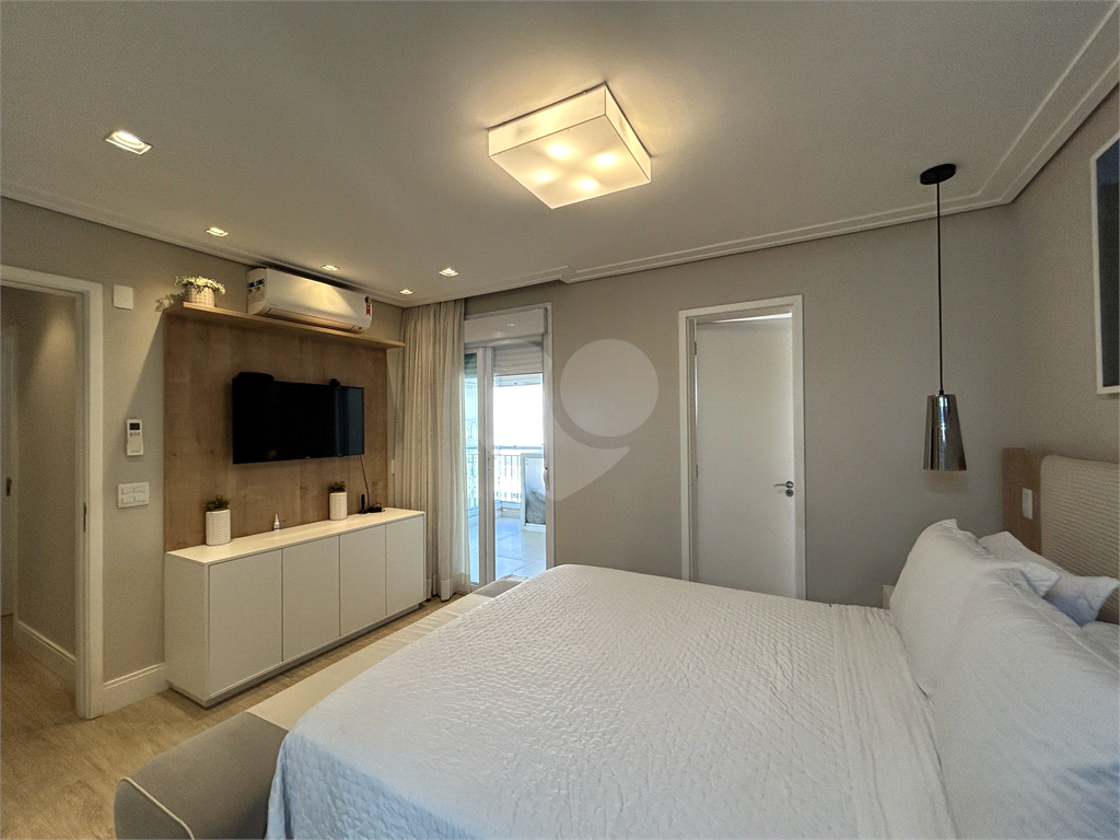 Cobertura/Duplex de 165m2 com 03 Suites com Ar Condicionado