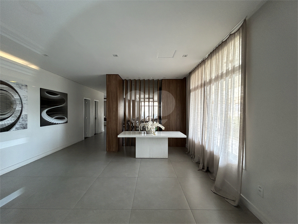 Cobertura/Duplex de 165m2 com 03 Suites com Ar Condicionado