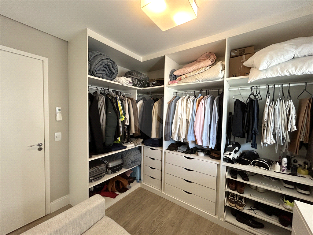 Cobertura/Duplex de 165m2 com 03 Suites com Ar Condicionado