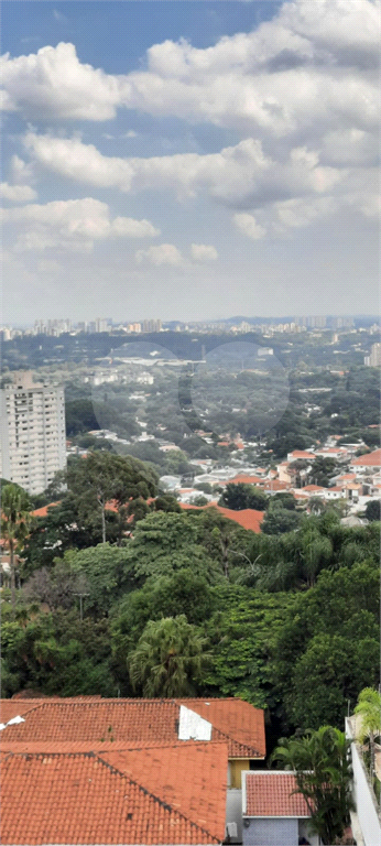 Apartamento Mobiliado na Vila Madalena pertinho do Metrô