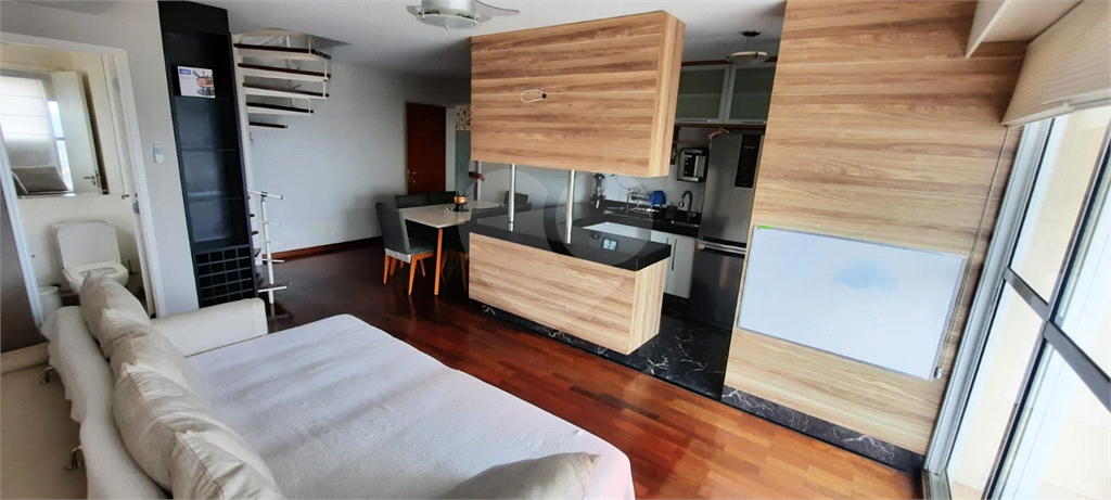 Apartamento Mobiliado na Vila Madalena pertinho do Metrô