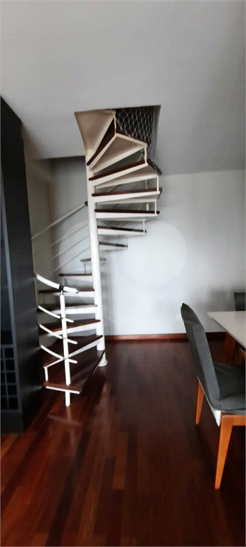 Apartamento Mobiliado na Vila Madalena pertinho do Metrô
