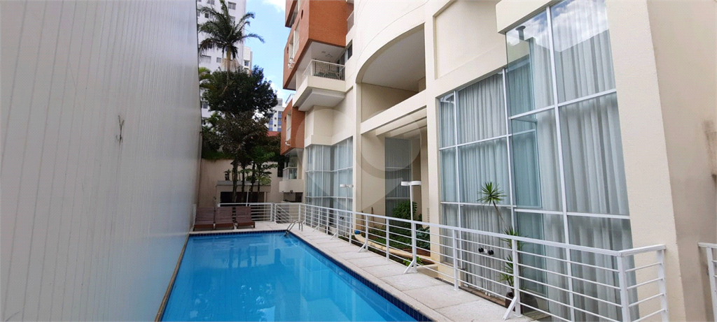 Apartamento Mobiliado na Vila Madalena pertinho do Metrô