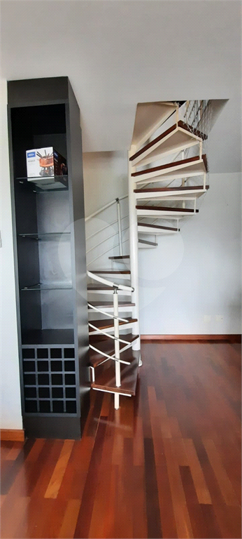 Apartamento Mobiliado na Vila Madalena pertinho do Metrô