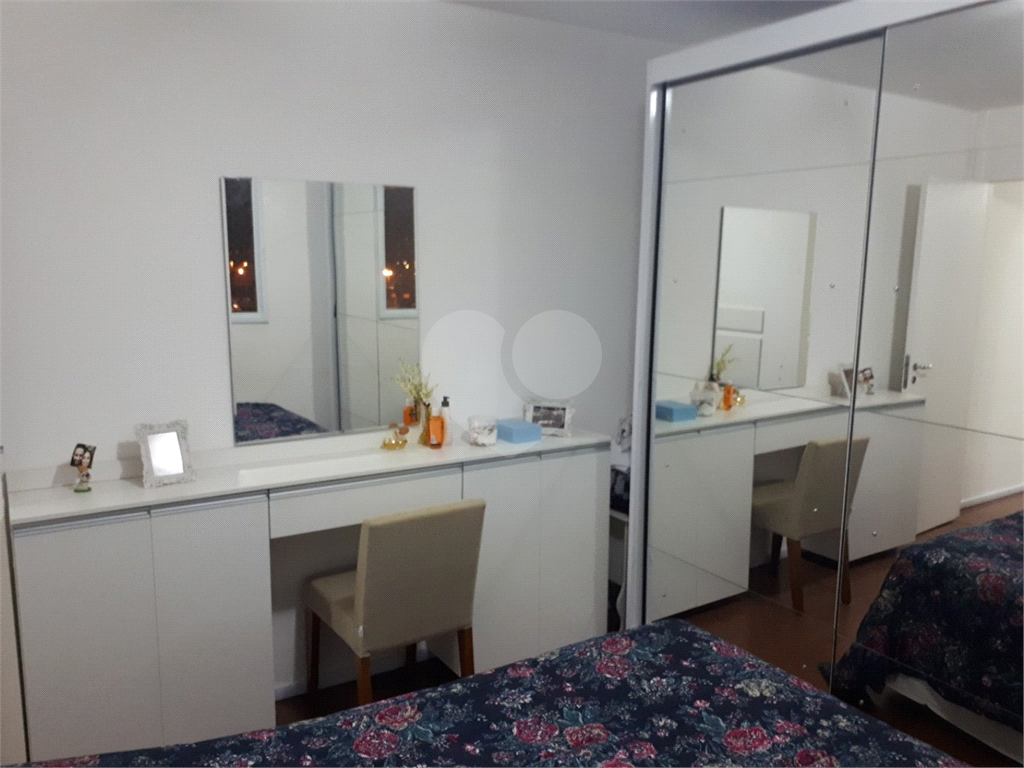 APARTAMENTO em PARI