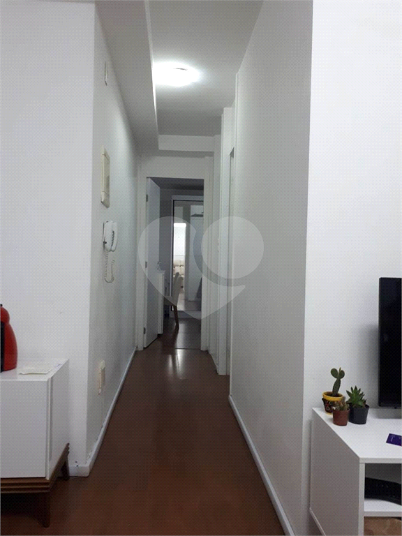 APARTAMENTO em PARI