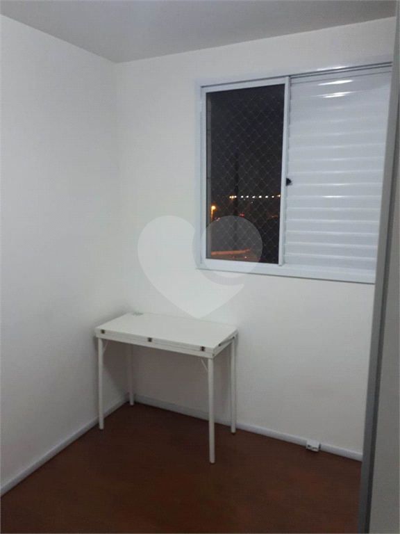APARTAMENTO em PARI