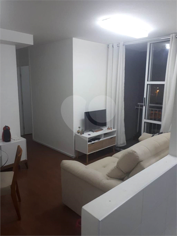 APARTAMENTO em PARI