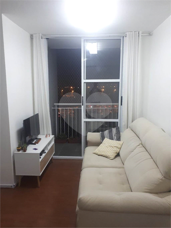 APARTAMENTO em PARI
