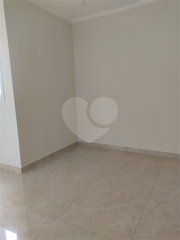 Lindo apartamento de 02 dorms a apenas 10 minutos a pé para o metrô Parada Inglesa. 