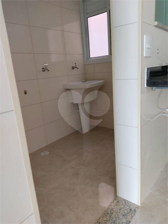 Lindo apartamento de 02 dorms a apenas 10 minutos a pé para o metrô Parada Inglesa. 
