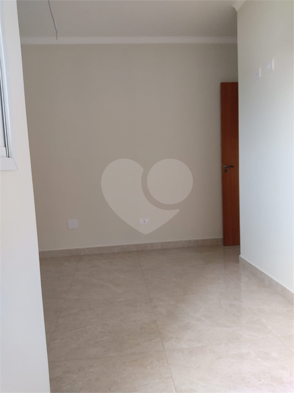 Lindo apartamento de 02 dorms a apenas 10 minutos a pé para o metrô Parada Inglesa. 