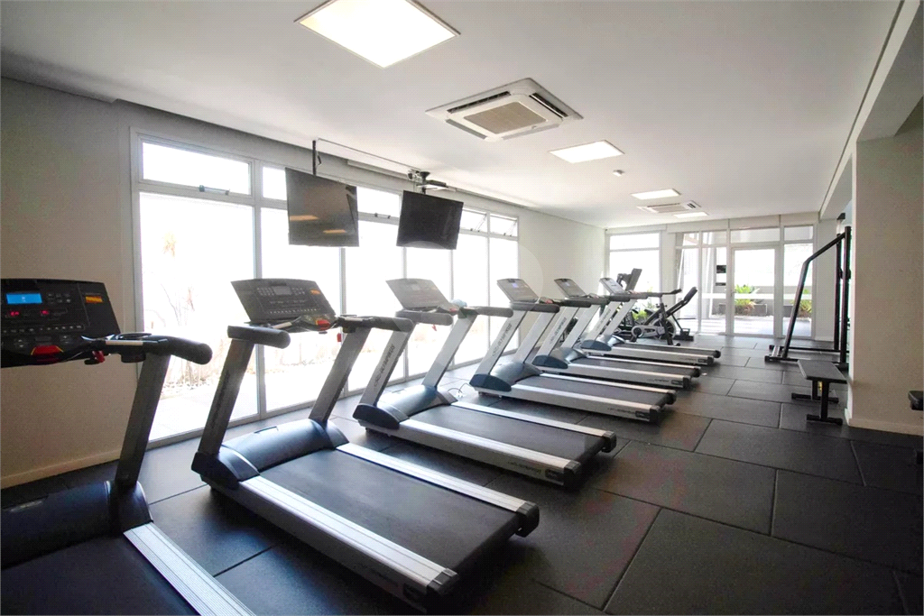 Apartamento Pinheiros 3 suítes e 2 vagas de garagem 