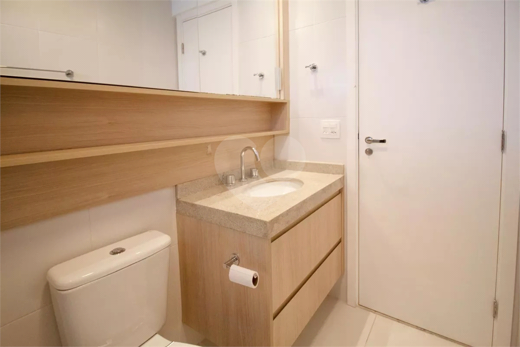 Apartamento Pinheiros 3 suítes e 2 vagas de garagem 