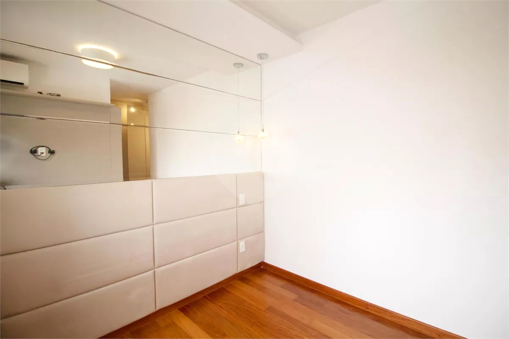 Apartamento Pinheiros 3 suítes e 2 vagas de garagem 