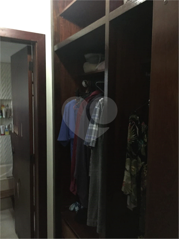 APARTAMENTO em MORUMBI
