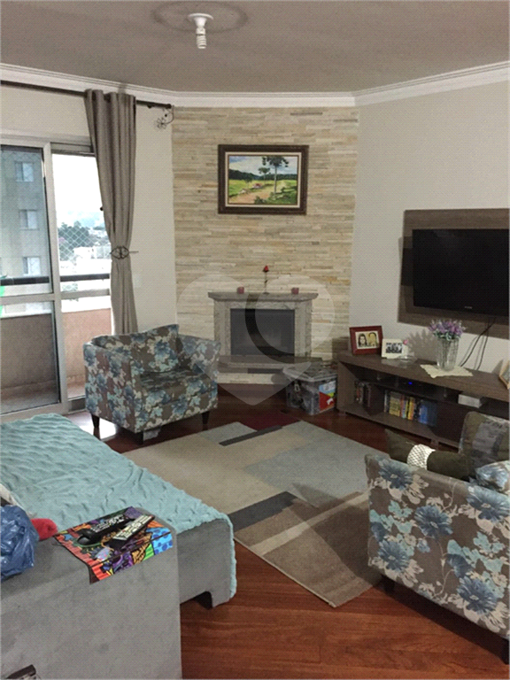 APARTAMENTO em MORUMBI