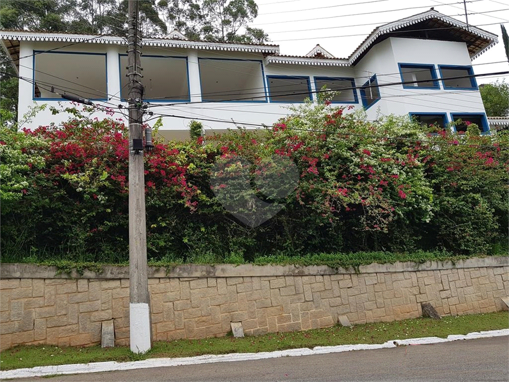 Casa na Serra da Cantareira no Condomínio Suíça da Cantareira aceita permuta faltando acabamento!!!!