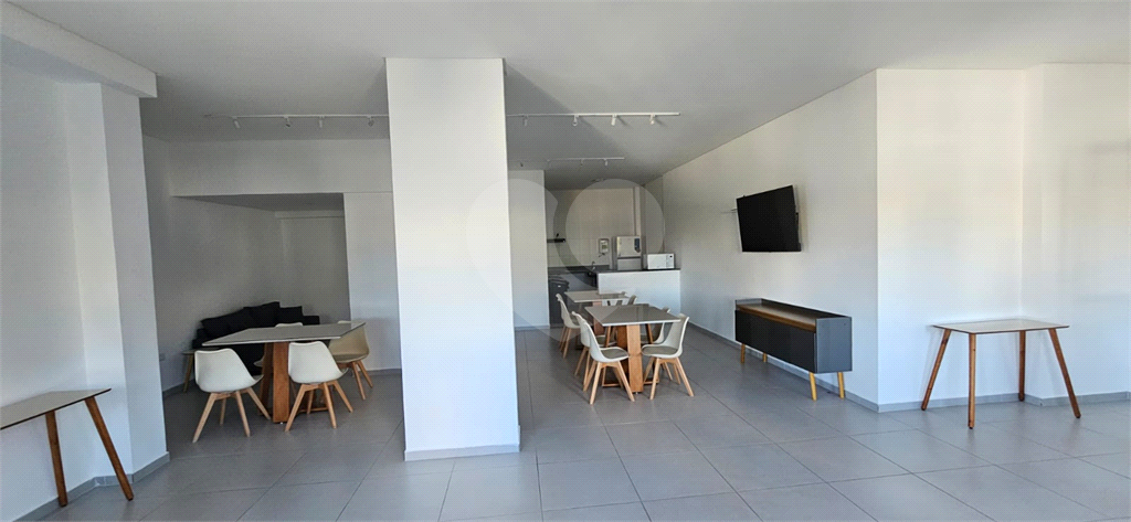 Apartamento à venda com 1 quarto, 43m² - Foto 17