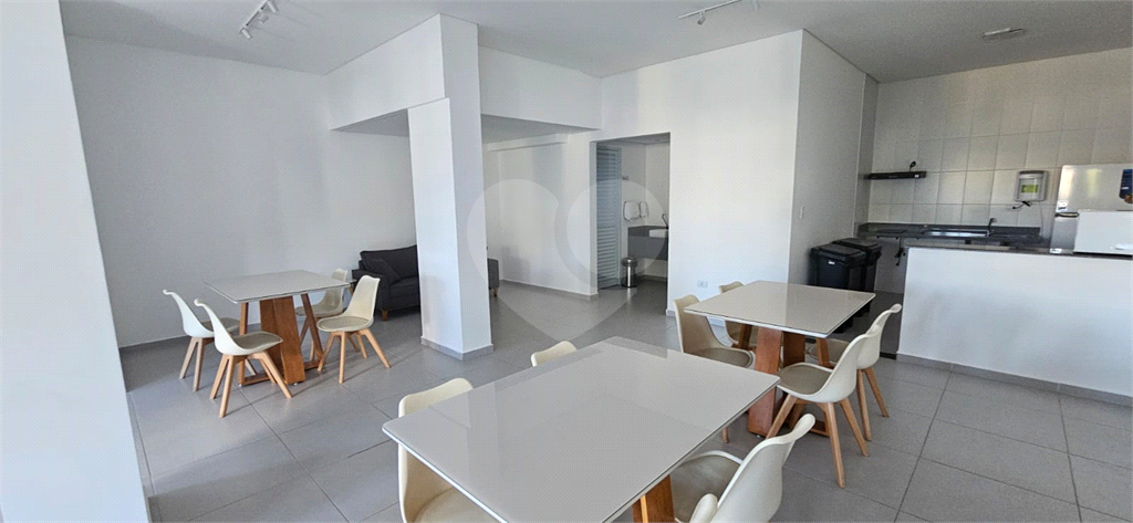 Apartamento à venda com 1 quarto, 43m² - Foto 16