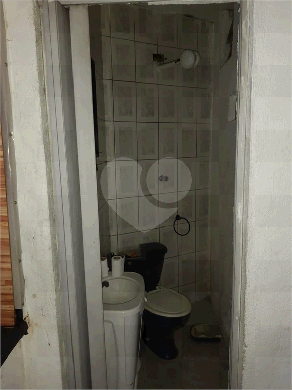 PRÉDIO INTEIRO em PIRITUBA