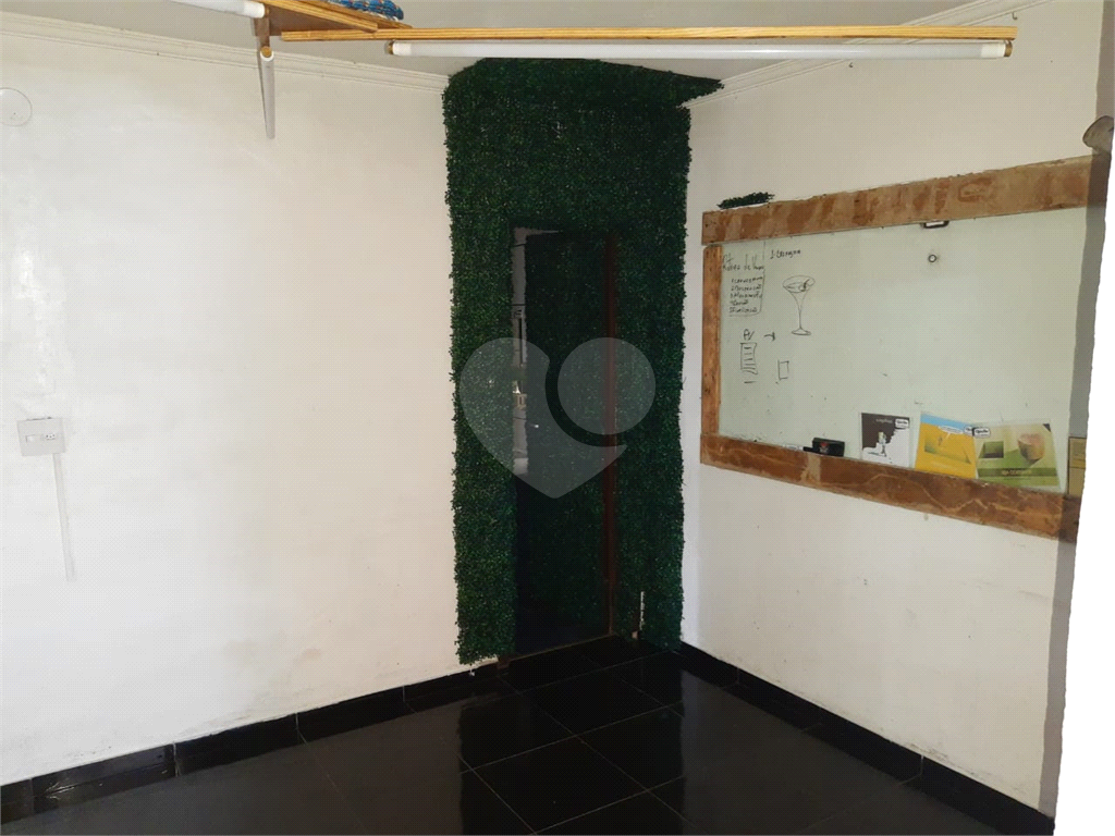 PRÉDIO INTEIRO em PIRITUBA